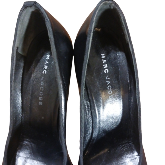 Marc Jacobs Peep Toe Black Leather Ribbon Bow Heels size 9 - Picture 5 of 11